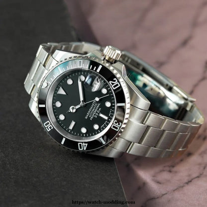 SEIKOSUB | NOIR